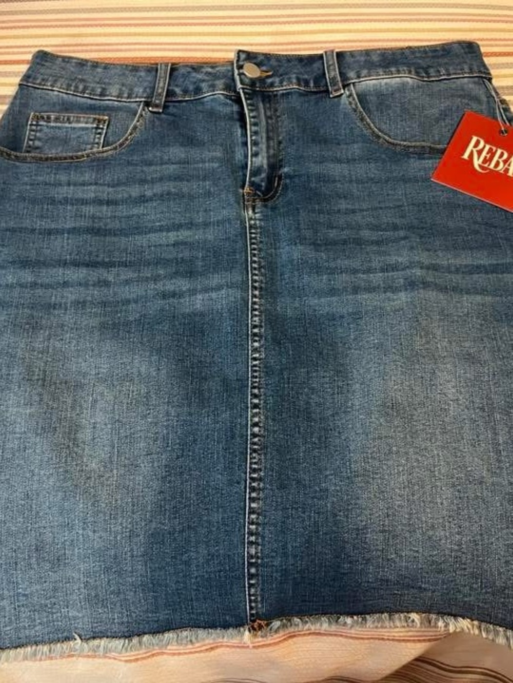 Reba Medium Wash Denim Skirt in Classic Blue